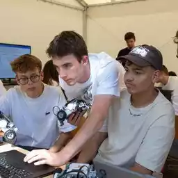 Galerie Začínáme se stavěním robotů